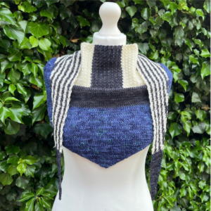 Magpie Shawlette